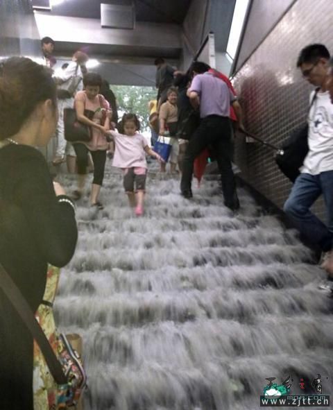 2011052413088916672561203109417.jpg