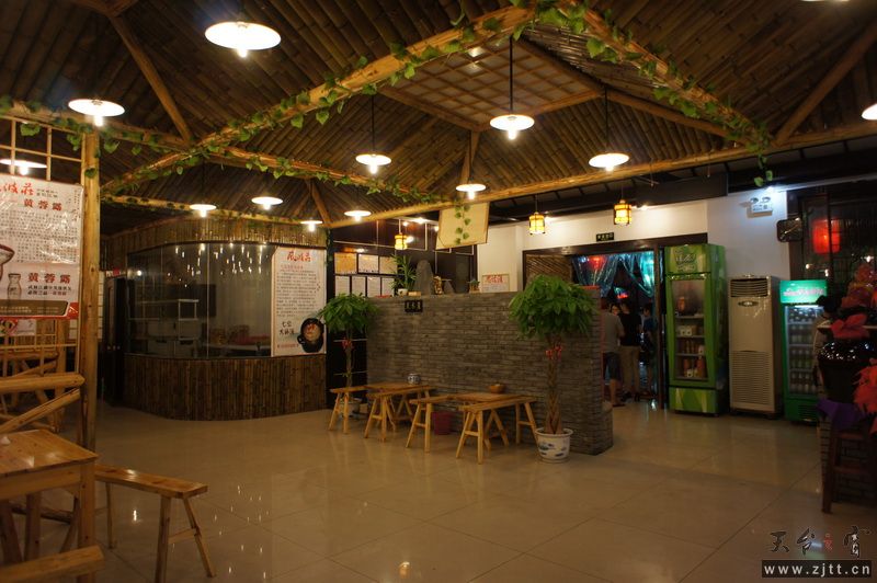 DSC01574-1.JPG