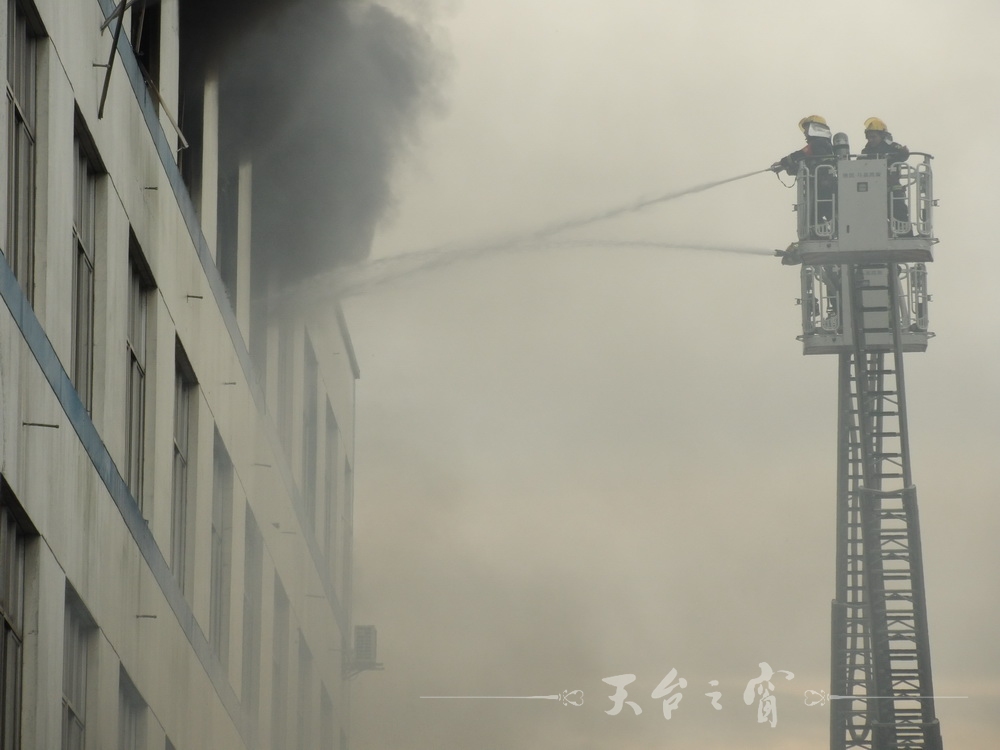 100_1021_调整大小.JPG