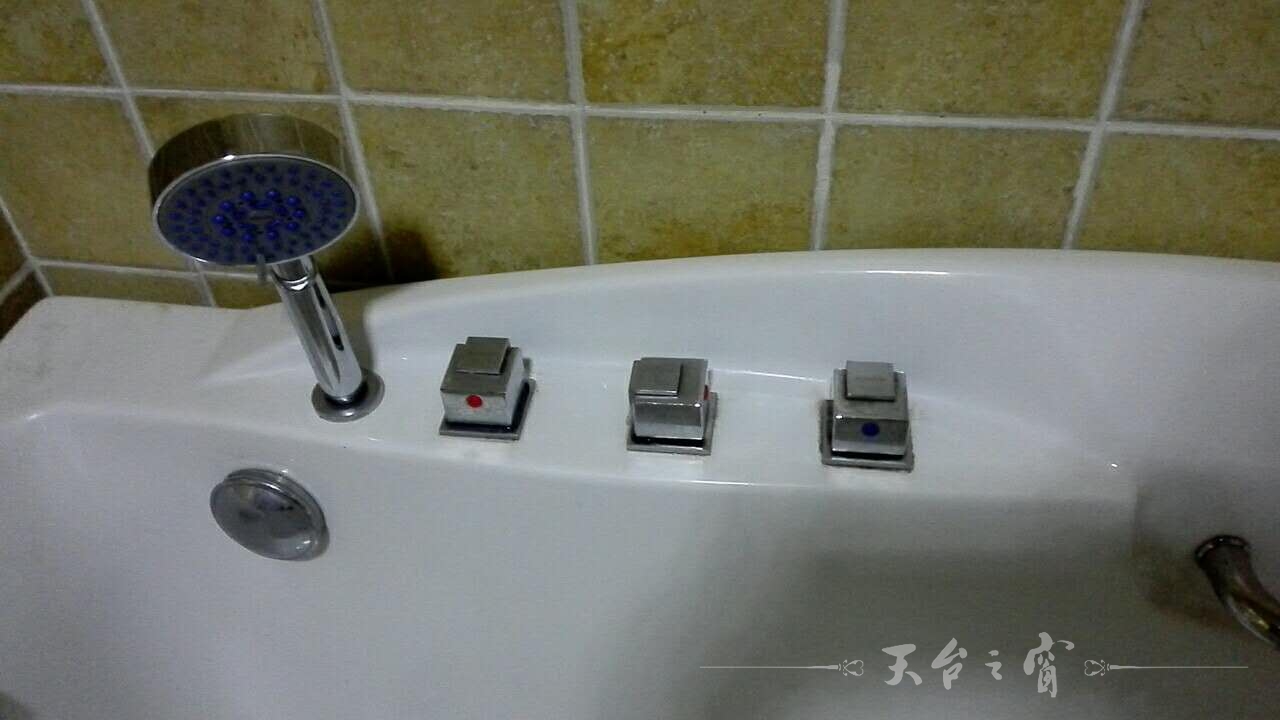 917284360896793240.jpg