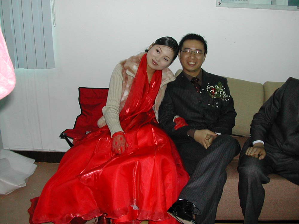 幸福的新娘和新郎