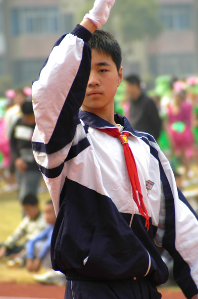 天台县学校"生态德育"工程启动仪式暨少年先锋队成立55周年少先队大检阅
