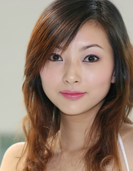 ~~~2004广州车展美女篇~~~