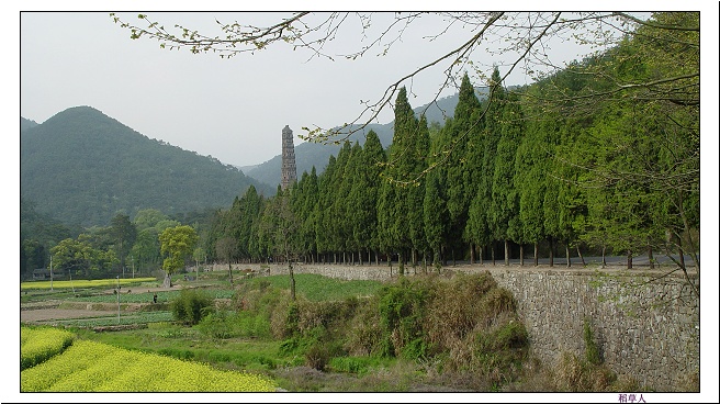 国清寺外