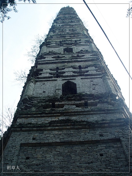 国清寺外