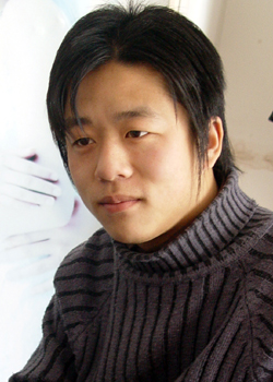 新闻联播主持人！