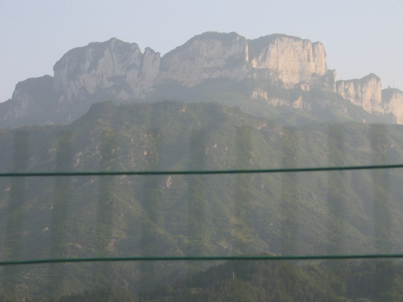 XHZevqUy.jpg