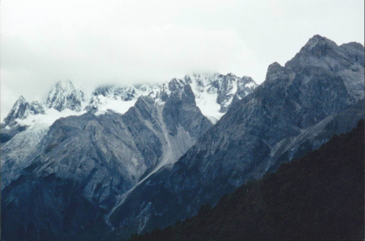 美丽的玉龙雪山
