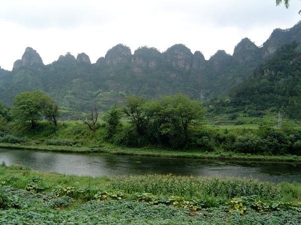 穿岩十九峰