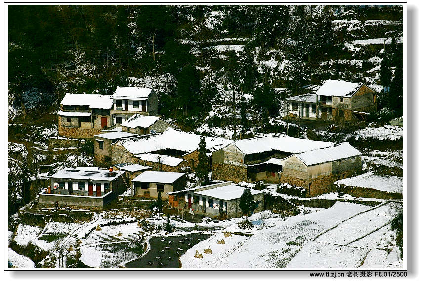 雪中山村2004.12.31