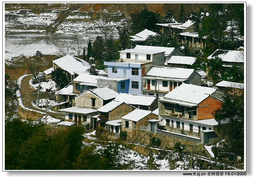 雪中山村2004.12.31