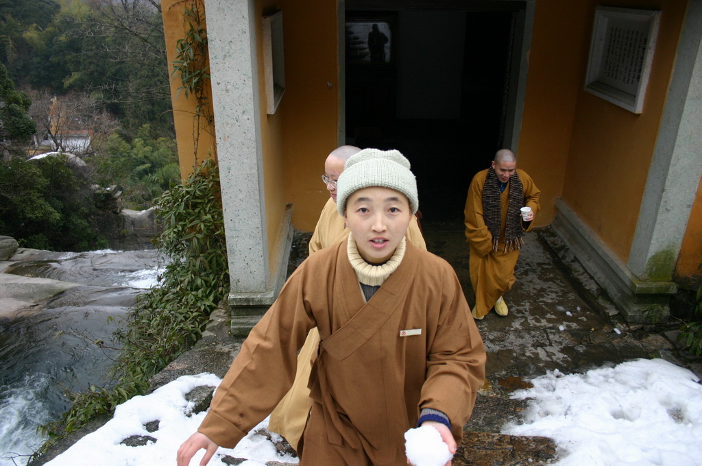 尼姑与帅哥