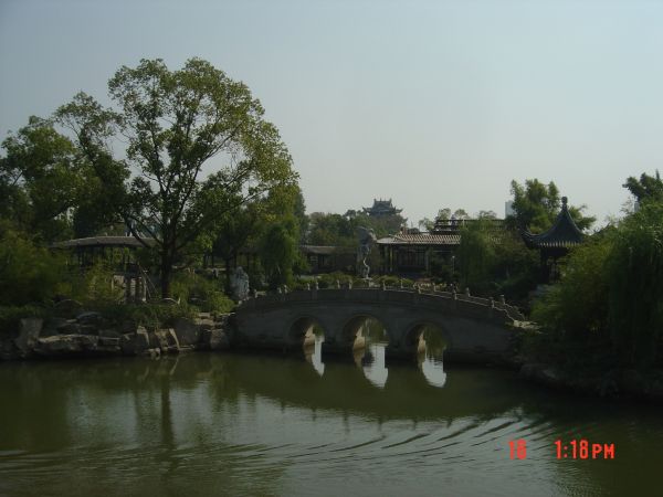 百里单骑游古城