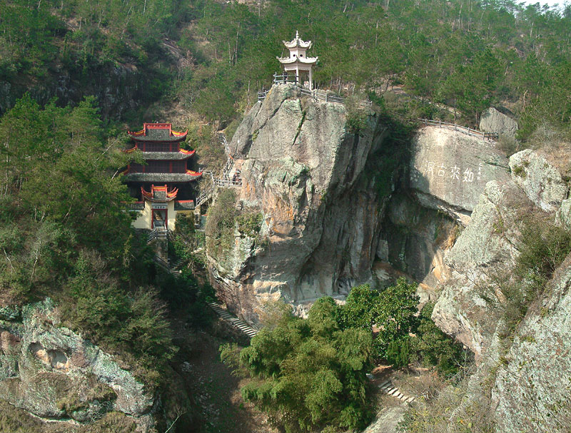 龙山