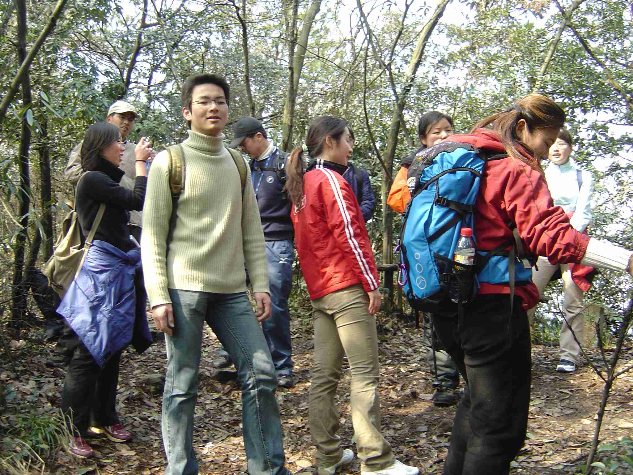 你们走黄岩，我只能走西湖群山了