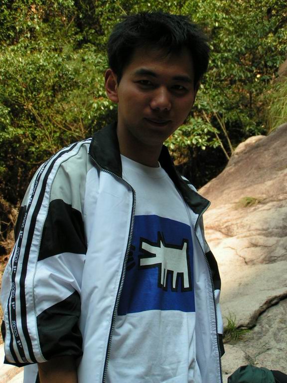 2005.4.9龙川峡岩降之人物版