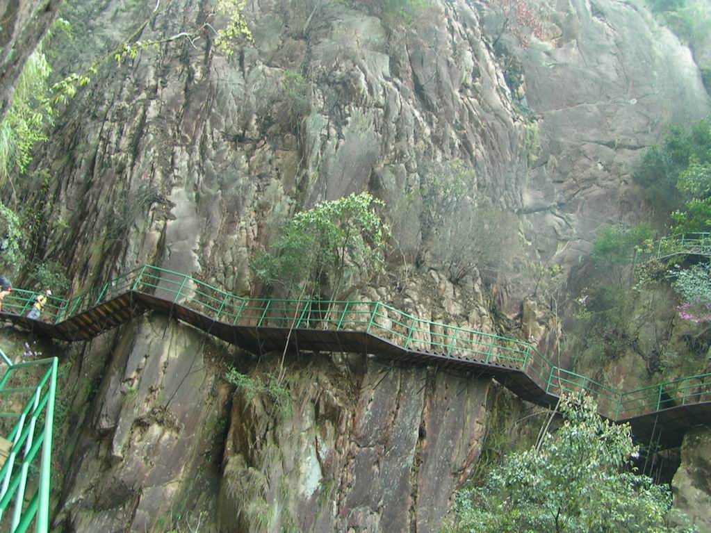 2005.4.9龙川峡岩降之风景版