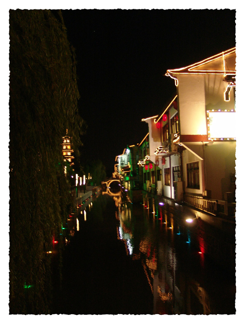 试拍两张夜景