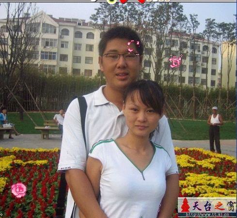 八月十五，和我女人在海边