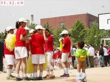 暴笑的宝宝图片,看了还想看.