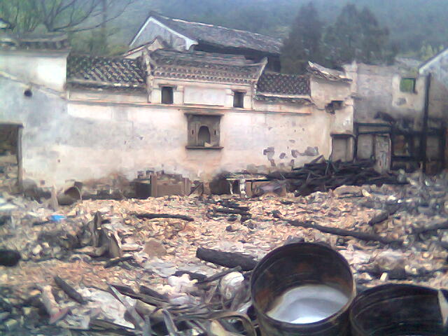 废墟