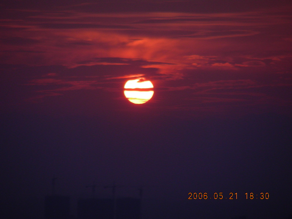 昨天   今天   等候明天