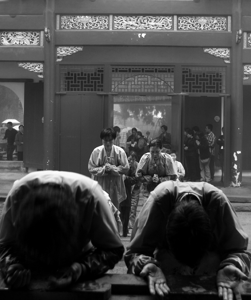 [原创]有一种虔诚叫不解,有一种精神叫执着.