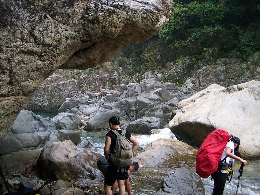 穿越华东第一峡--炉西峡归来PP