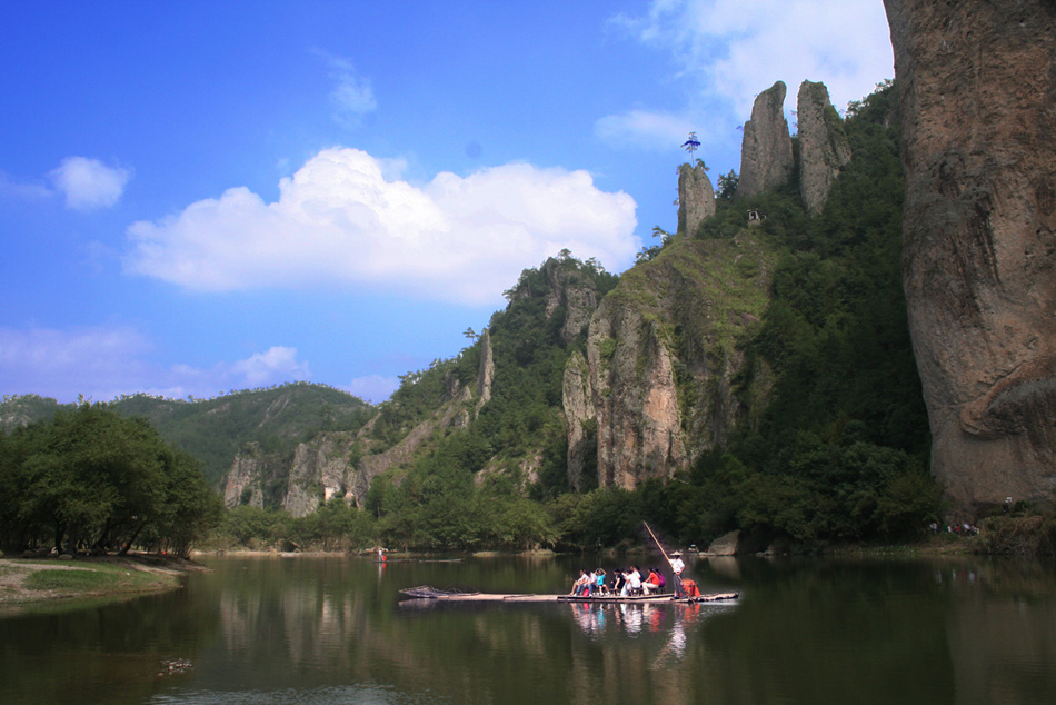 再发两张试试