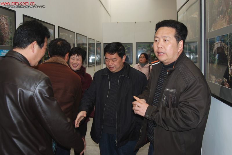 家乡的桥－谢旅志摄影作品展在天台隆重开幕