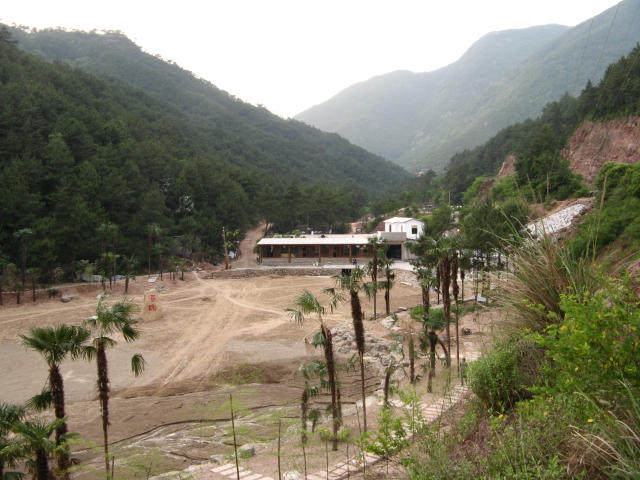 天台又有一个新的休闲地---------