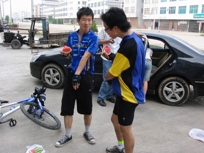 2007.6.17(父亲节)万年寺骑行游记及照片...