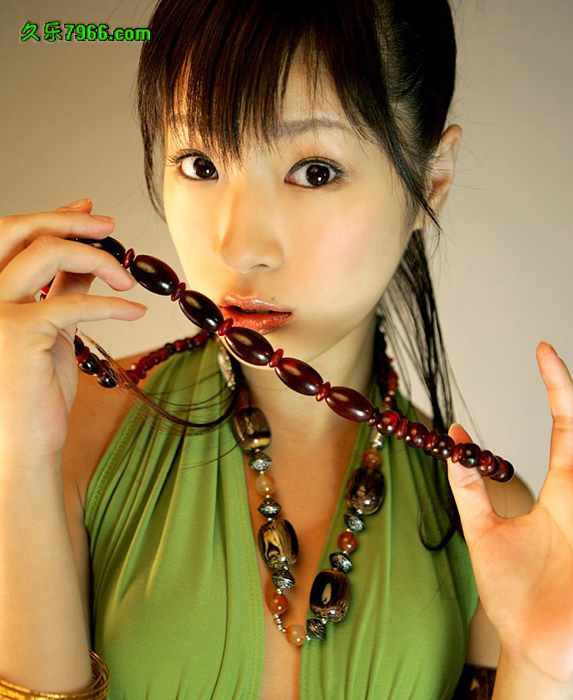 美女来了！