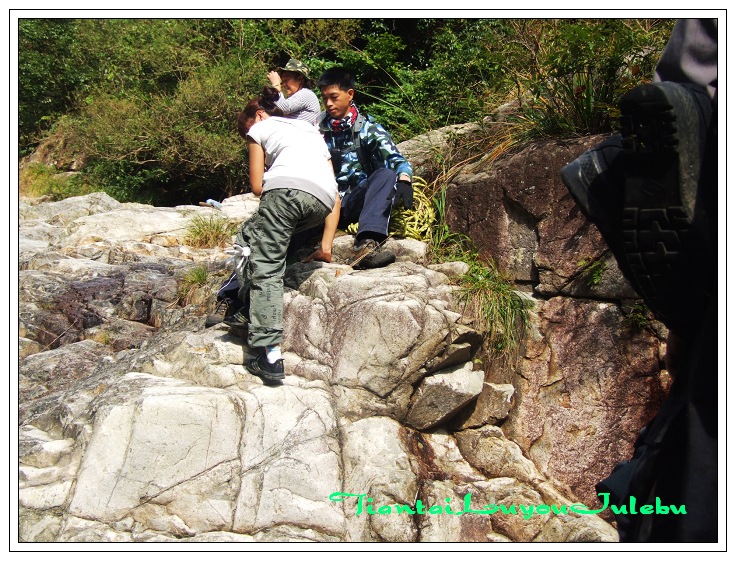 穿越九龙潭  会师苍山顶