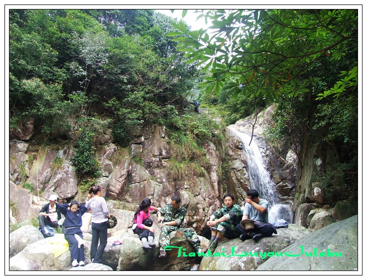 穿越九龙潭  会师苍山顶