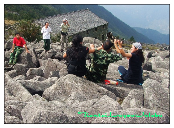 穿越九龙潭  会师苍山顶