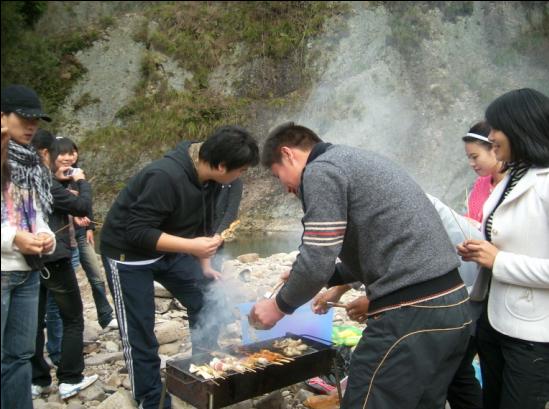 11月9号糼师群幸福水库烧烤活动