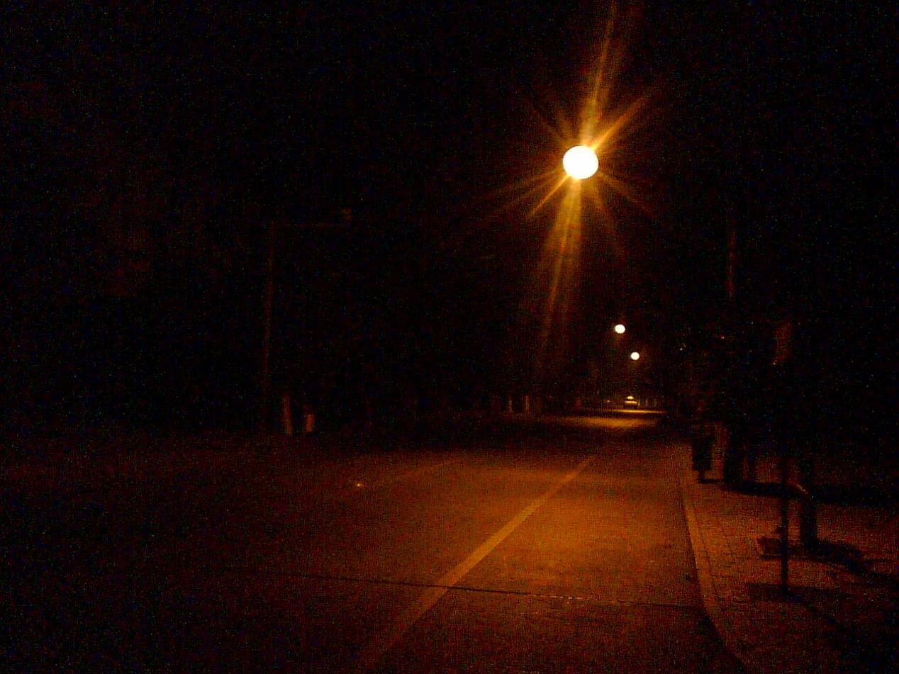 12月18日凌晨4点天台一角！