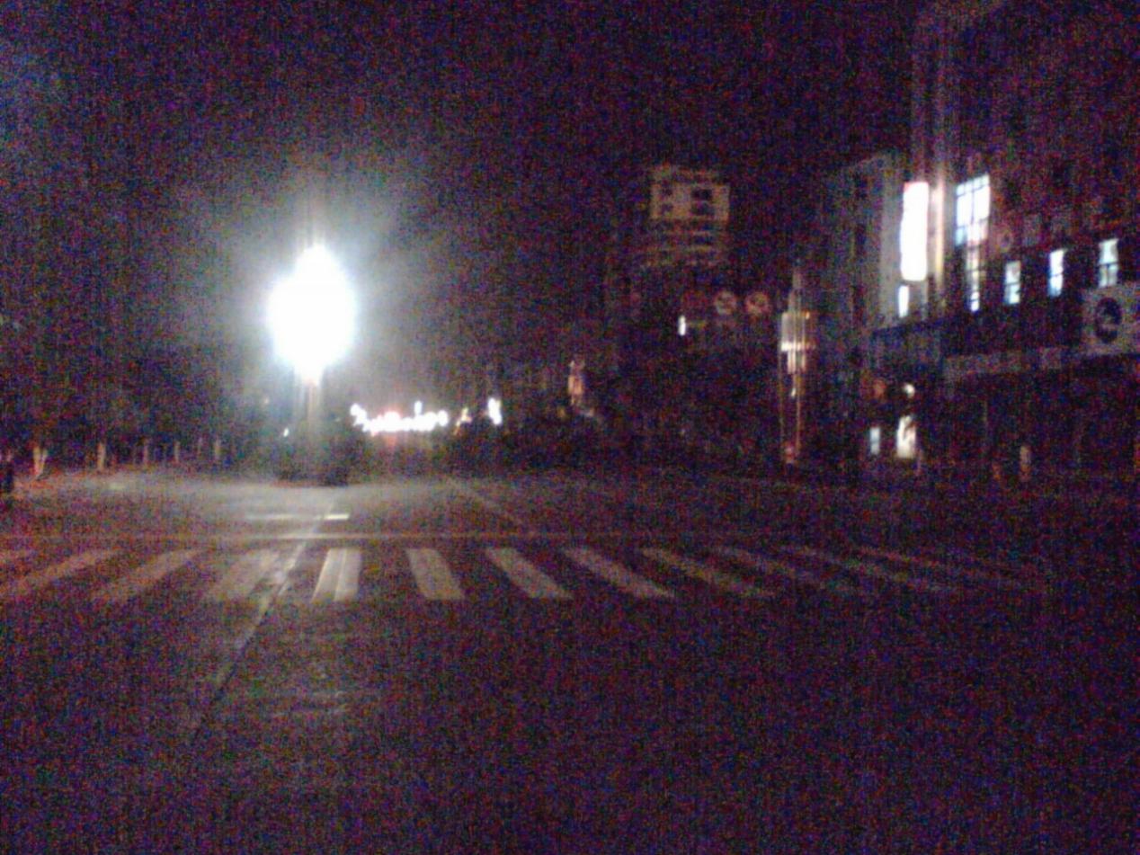 12月18日凌晨4点天台一角！