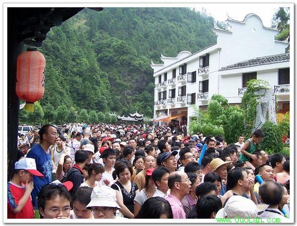 世界独一无二的水上广场白水洋/转