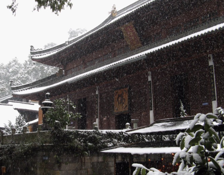 雪飘国清