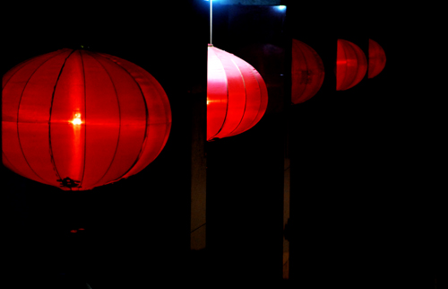 [原创]大红灯笼高高挂---摄于灵溪村元宵节