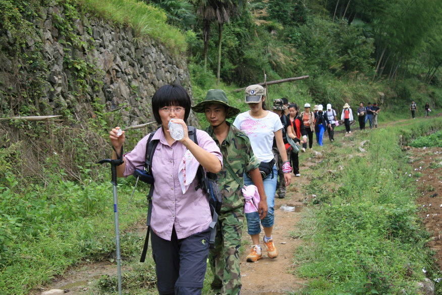08.8.30潘岙杨－捣臼孔－雷音寺－潘岙杨(环线)登山溯溪PP 老树版