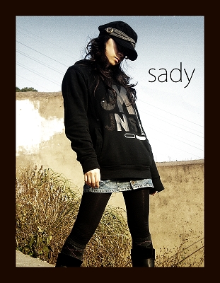 人像作品-------〈SADY〉
