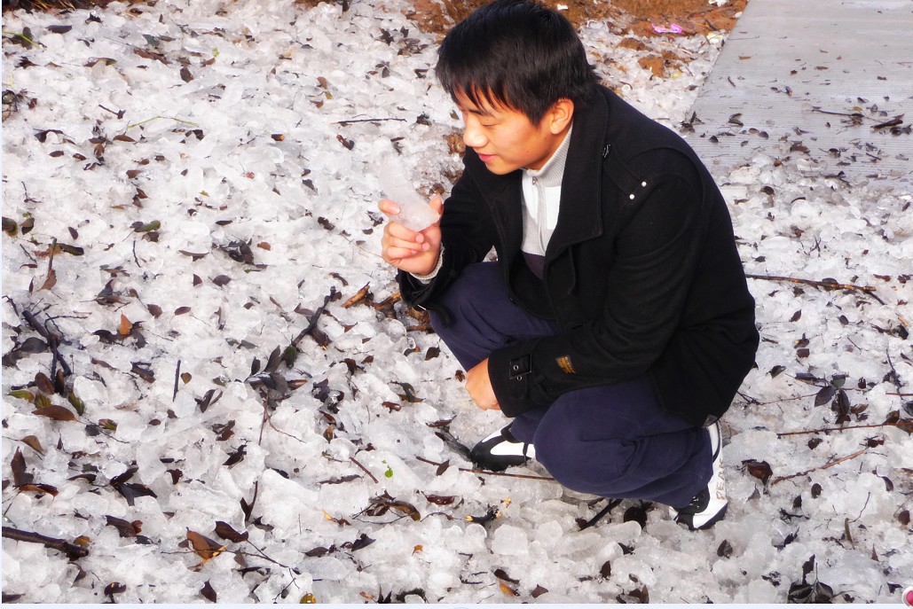 石梁遗雪