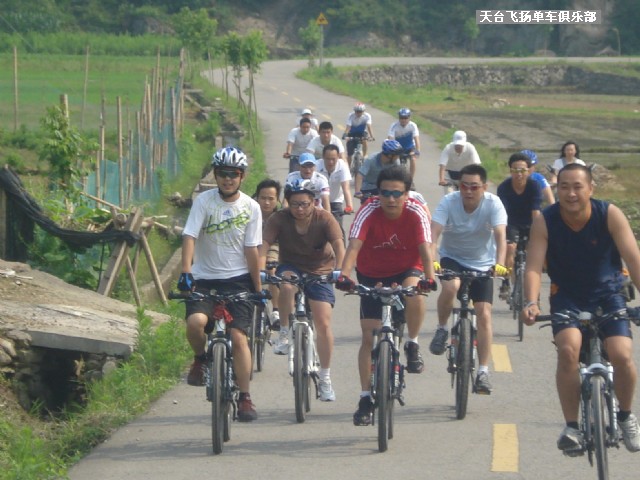 6月13日骑行雷峰西岭