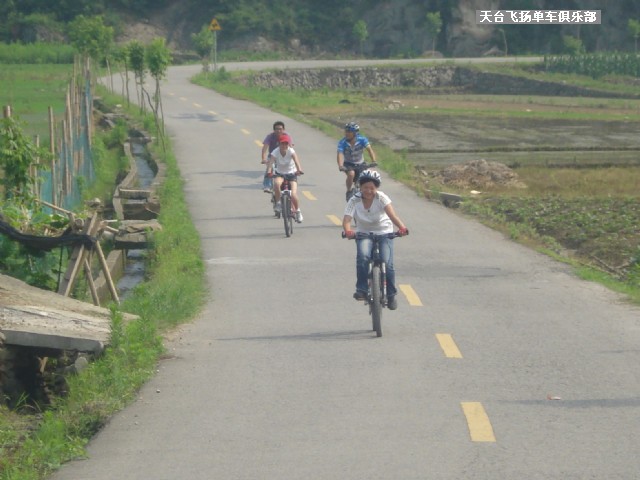 6月13日骑行雷峰西岭