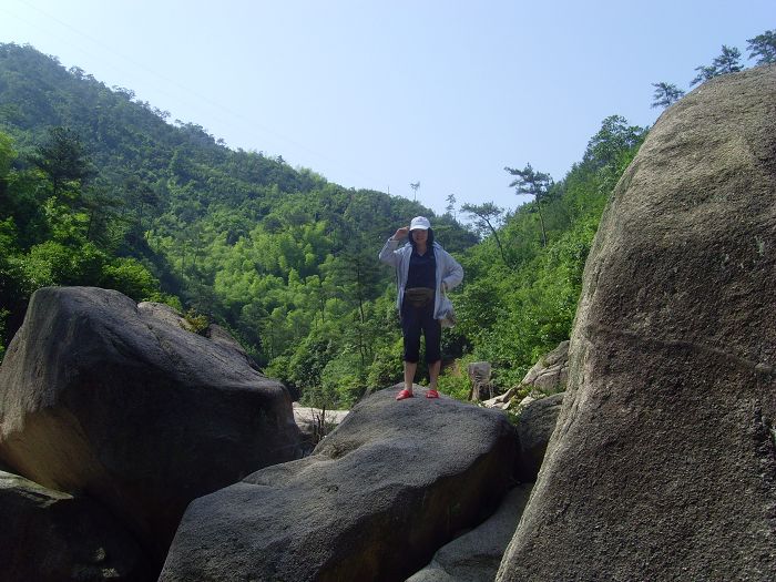 [天台驴友俱乐部]活动之____戏水石桥坑
