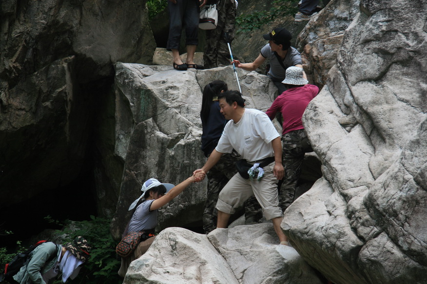090613天台驴友俱乐部和乐清老狼户外俱乐部塔头寺联欢及螺溪钓艇徒步