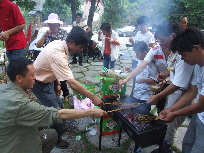 乐清市“中雁杯”登山比赛掠影